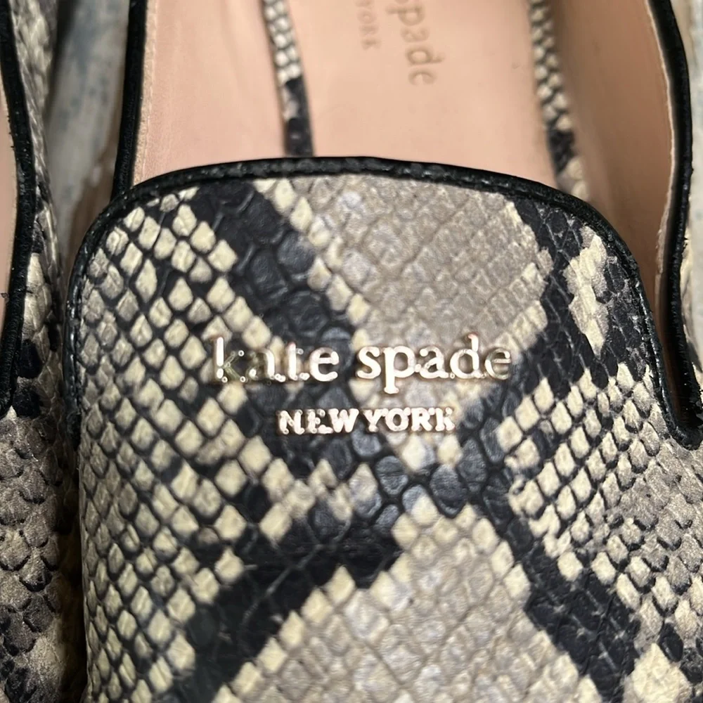 Kate Spade New York Grey Animal Print Torte Loafer Size 6B